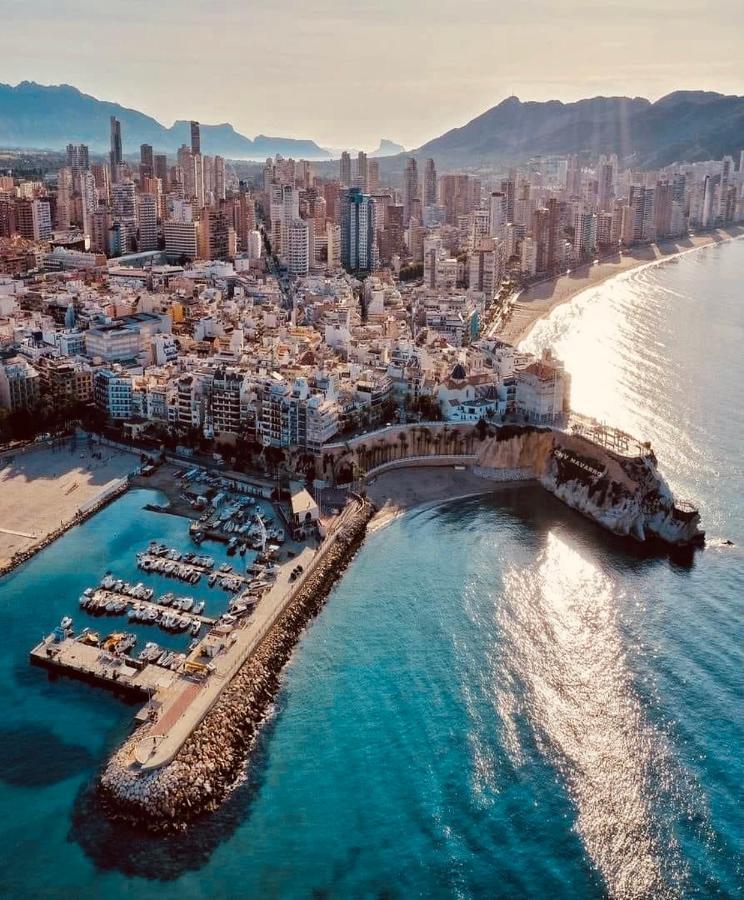Sunset Waves Benidorm Sea View Lägenhet Exteriör bild